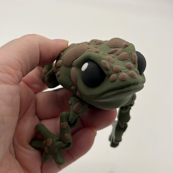 Toad 5” 3D-Printed Fidget Toy Fun Collectible Stress Re… - Picture 3 of 3